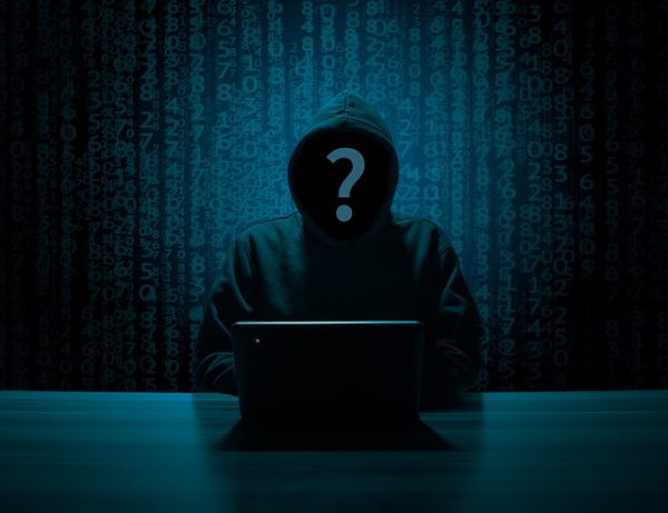 Un Hacker Peut Il Nous Filmer Le Blog du Hacker, premier article – Le Blog du Hacker